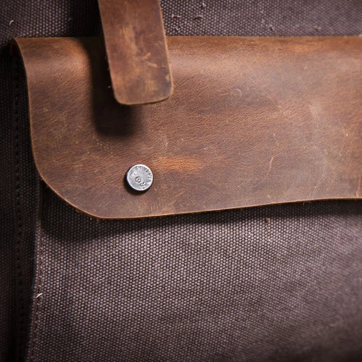 TAR VINTAGE Ryggsäck i canvas - och läder för damer i vintagestil