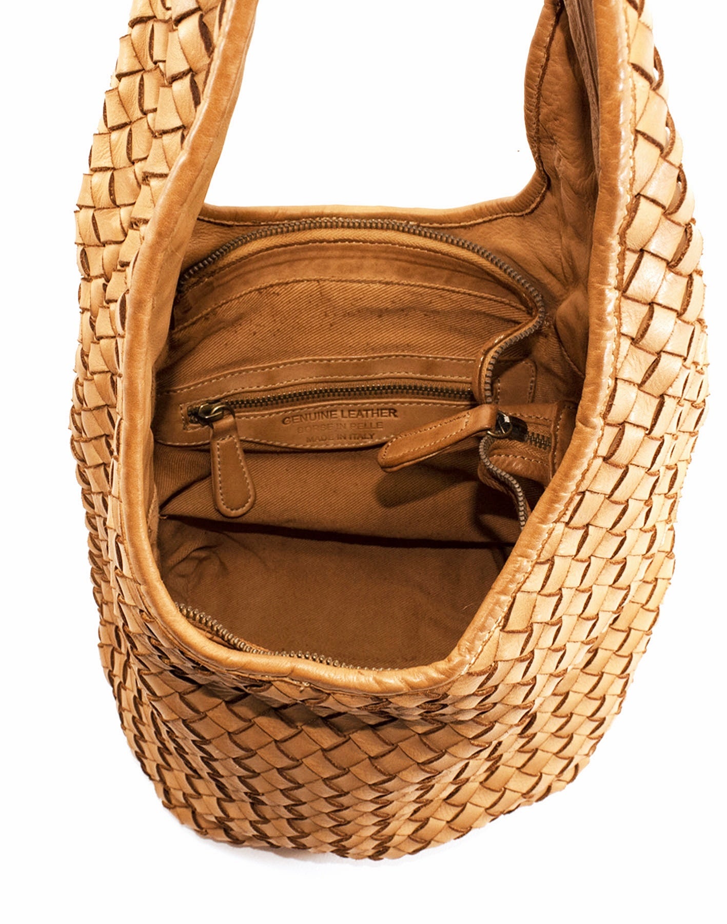 BINDLE BAG HOBO ● Women's shoulder bag made of braided Italian leather