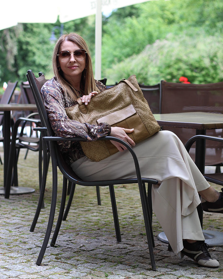 TOTE BRESCIA. Damska skórzana torebka shopper z plecionej skóry