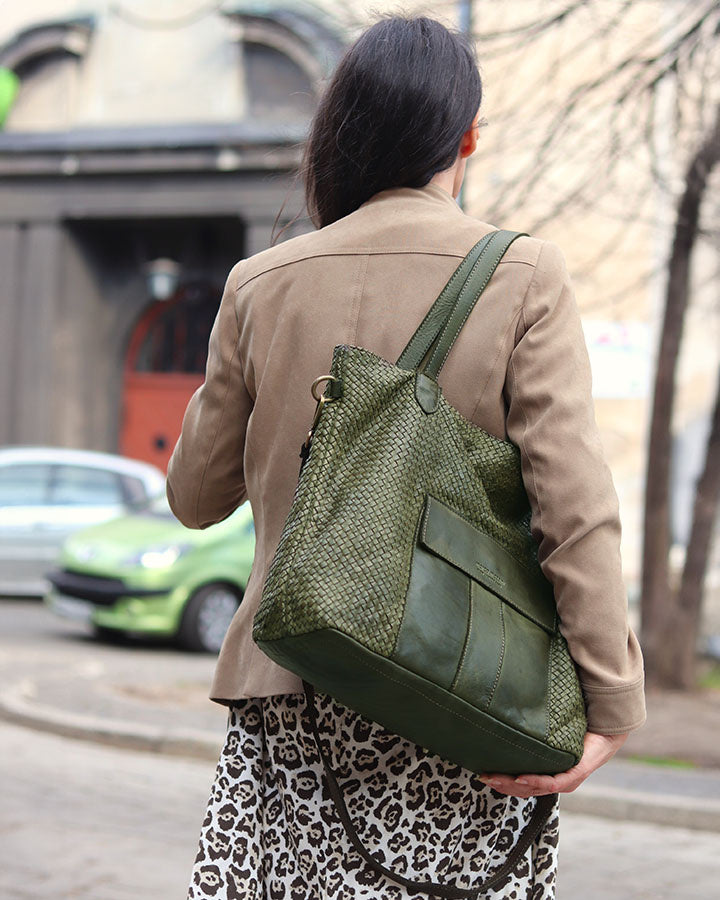 TOTE BRESCIA. Damska skórzana torebka shopper z plecionej skóry