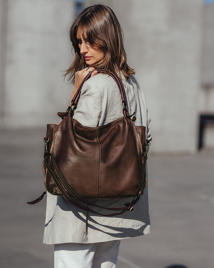 Caldoni. Leather shoulder bag shopper women A4 XL