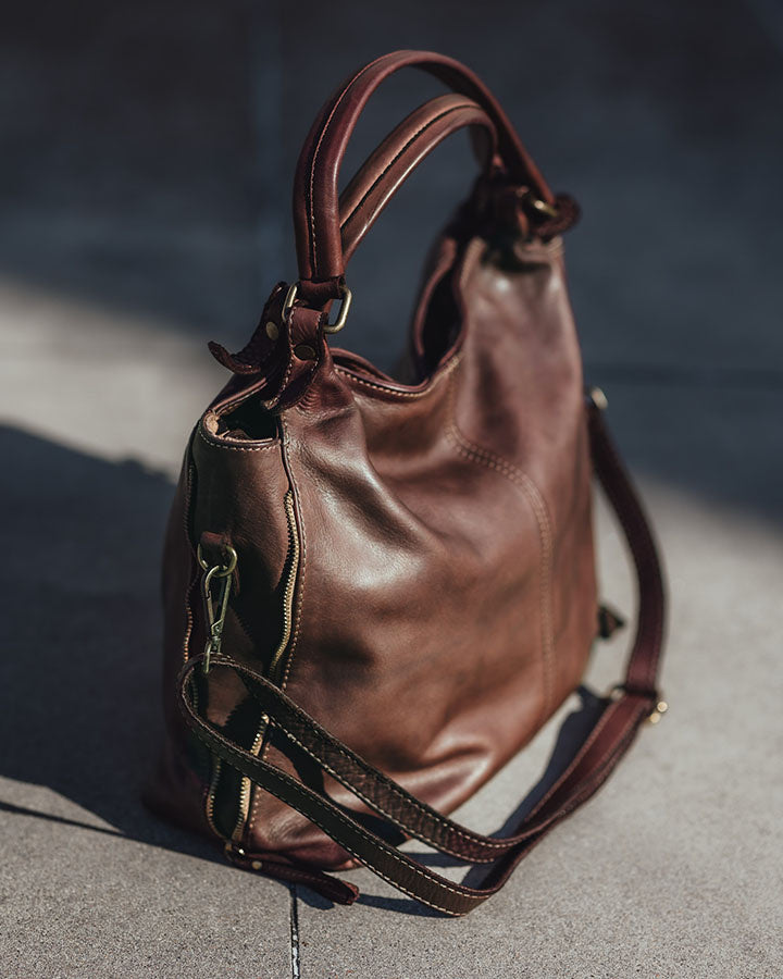 Caldoni. Leather shoulder bag shopper women A4 XL