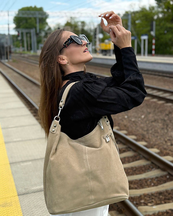 BORANO Sue. Damska torba na ramię Hobo z włoskiego zamszu