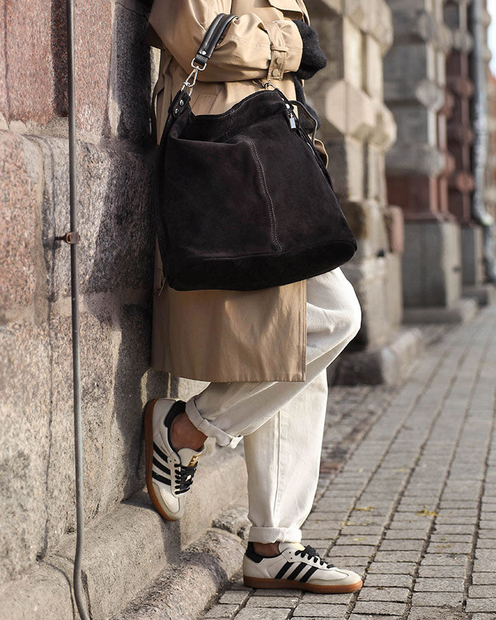 BORANO Sue. Damska torba na ramię Hobo z włoskiego zamszu