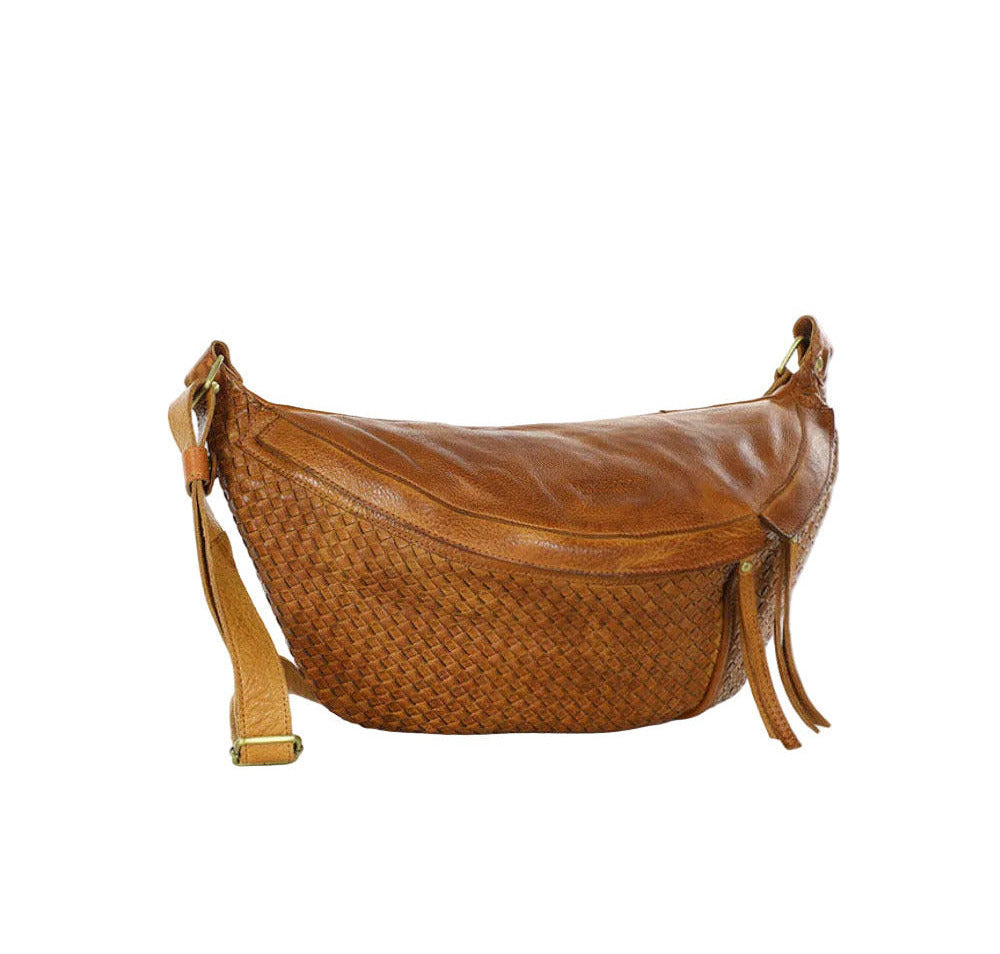 Tonale2. Duża skórzana torba nerka damska crossbody pleciona skóra