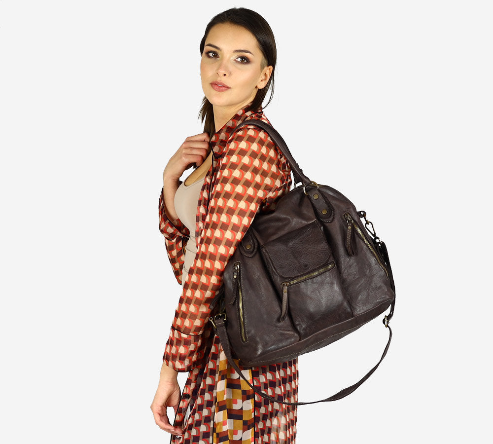 BOWLER ALIGERI. Women's XXL leather bowling bag, A4 size