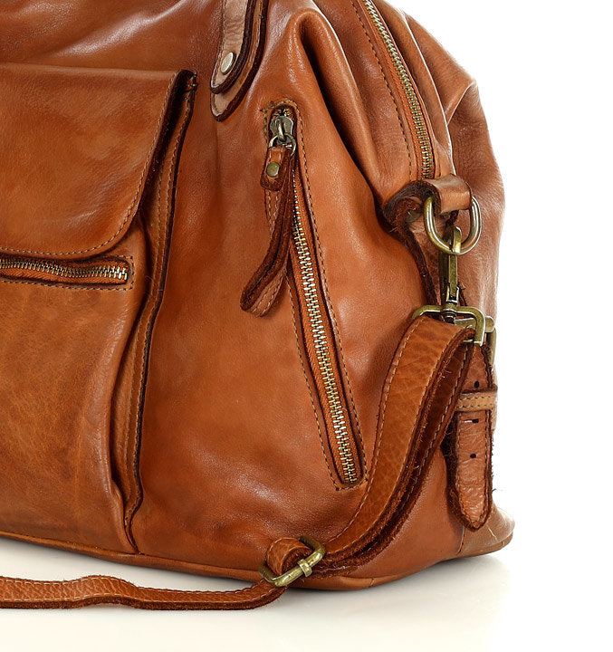 BOWLER ALIGERI. Women's XXL leather bowling bag, A4 size