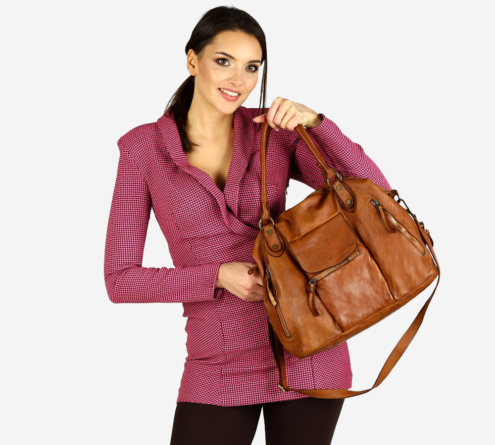 BOWLER ALIGERI. Women's XXL leather bowling bag, A4 size