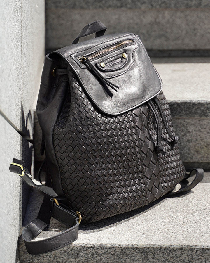 Balos. Small women's city backpack in woven leather