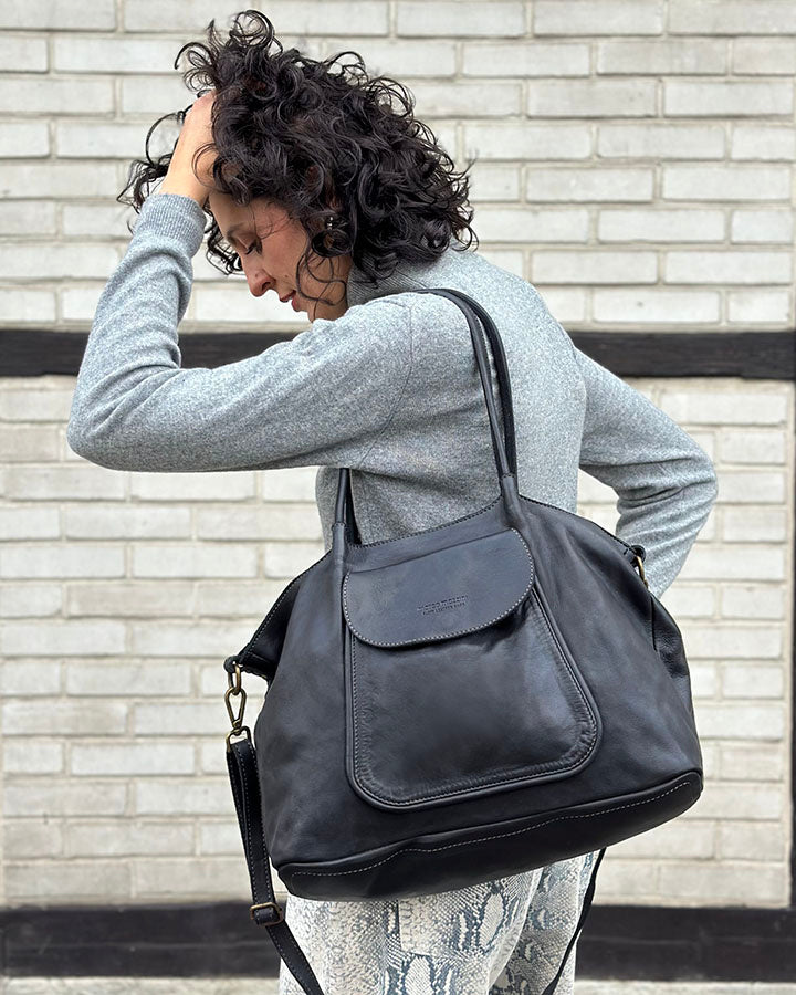 Agnes ● Duża damska torba skórzana na ramię