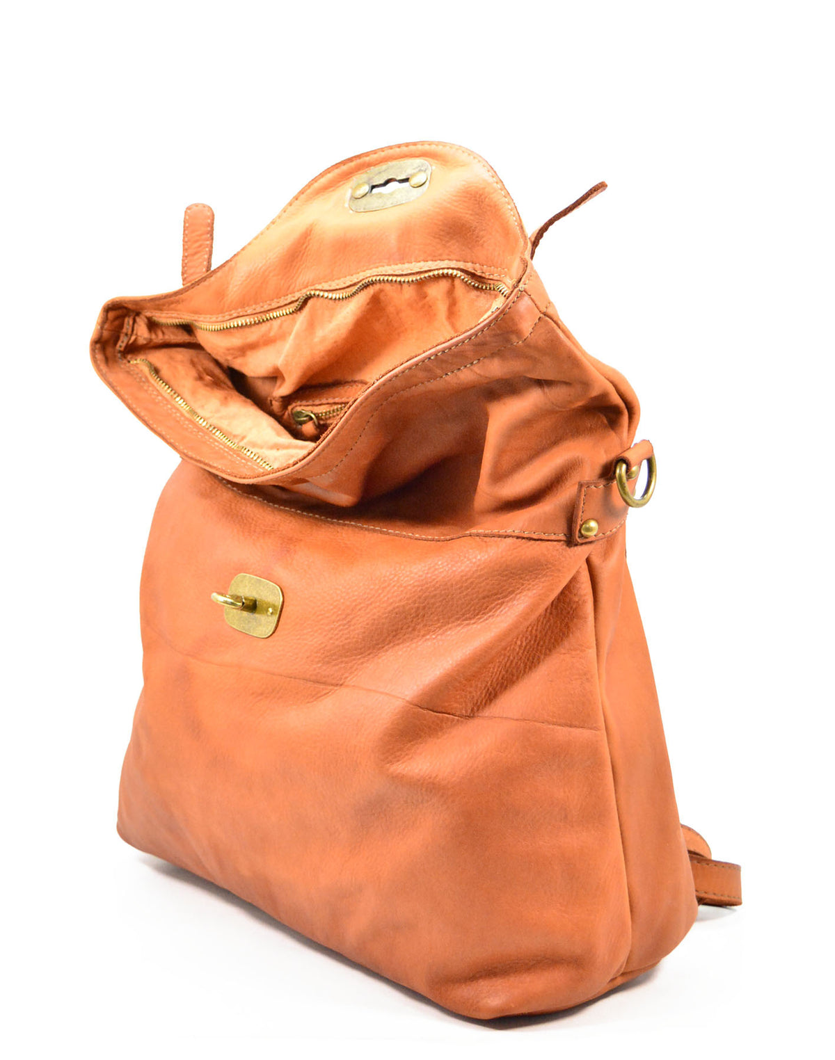closure of women's Italian 2-in-1 backpack bag. A4 size. Retro style. Cognac brown color