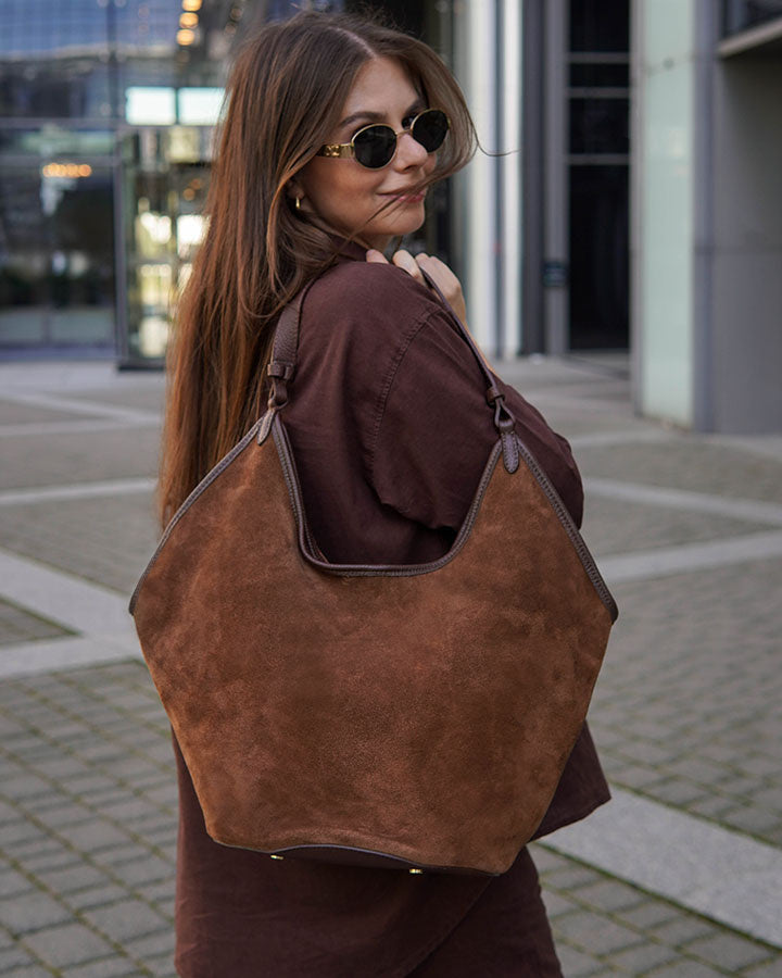 Shopper bag BOLOGNA Sue. Women's shoulder tote bag made of Italian leather.