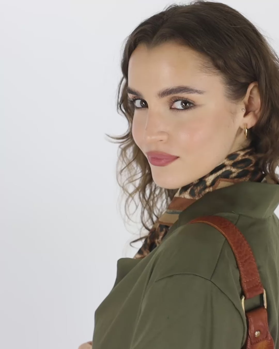 Torq2. Stor njurväska i läder för kvinnor halvmåne crossbody med handtag