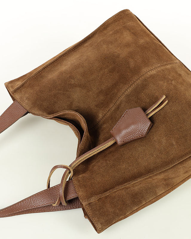 Arreto Sue. Klasyczna torba na ramię shopper z włoskiego zamszu