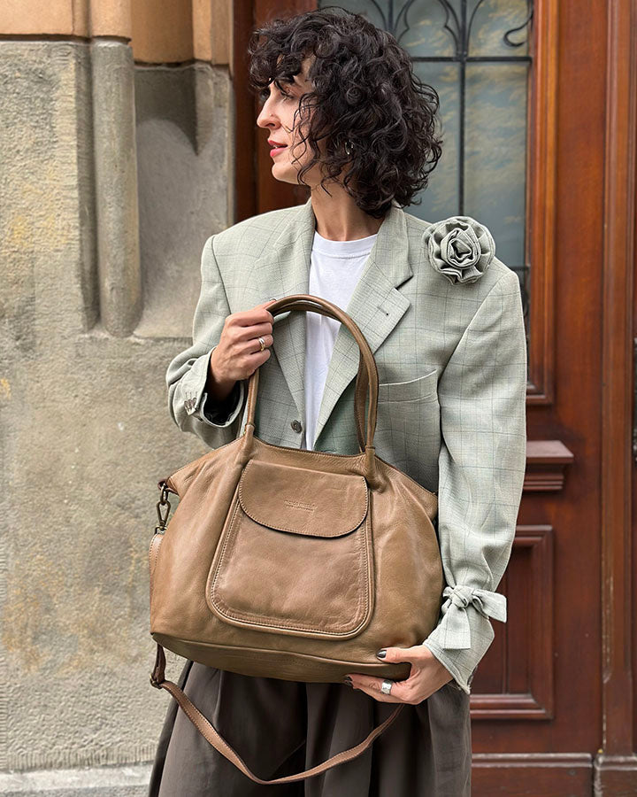 Agnes ● Duża damska torba skórzana na ramię