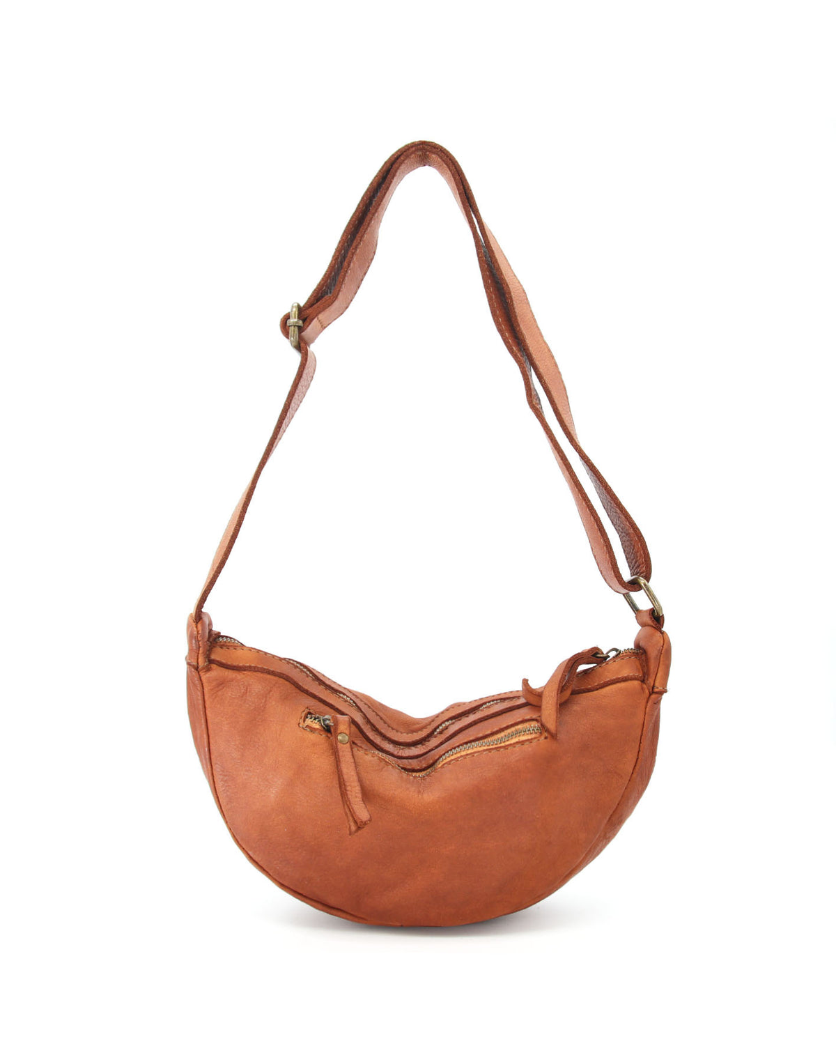Sac à main demi-lune pour femme en cuir souple brun Pelle Lavata. C'est un sac pratique 2 en 1, pouvant être porté à l'épaule ou en bandoulière.